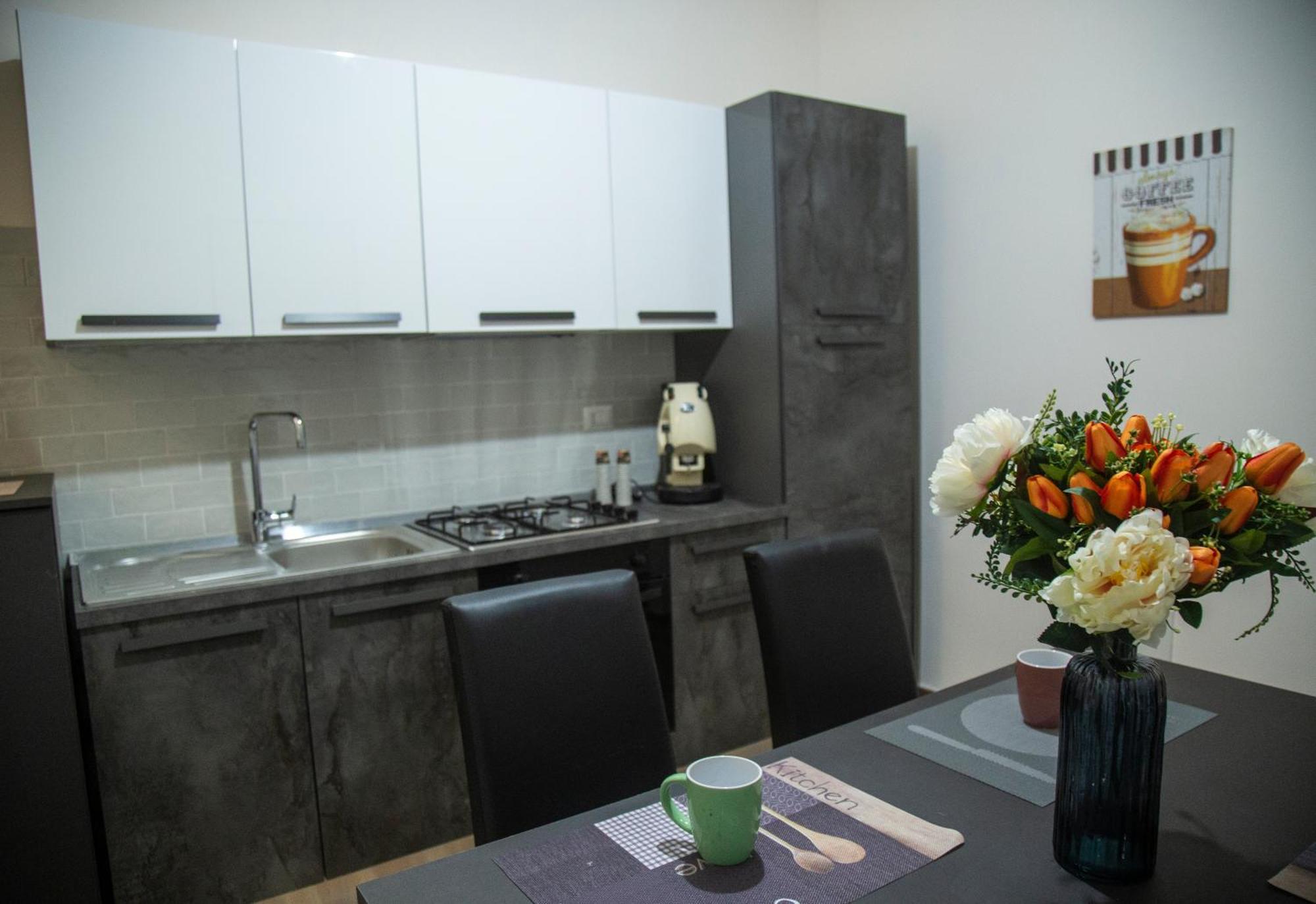 Peppe Prestige Home Νάπολη Εξωτερικό φωτογραφία